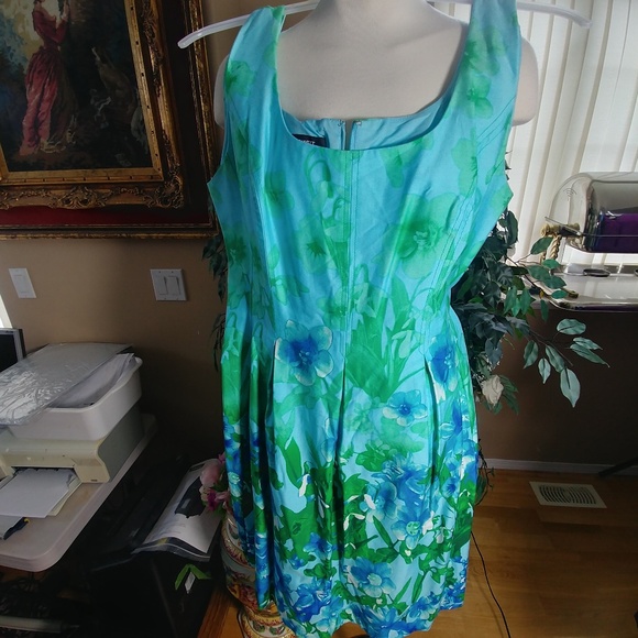 Pretty Summer Dress by Nine West Size 16 - Picture 1 of 5